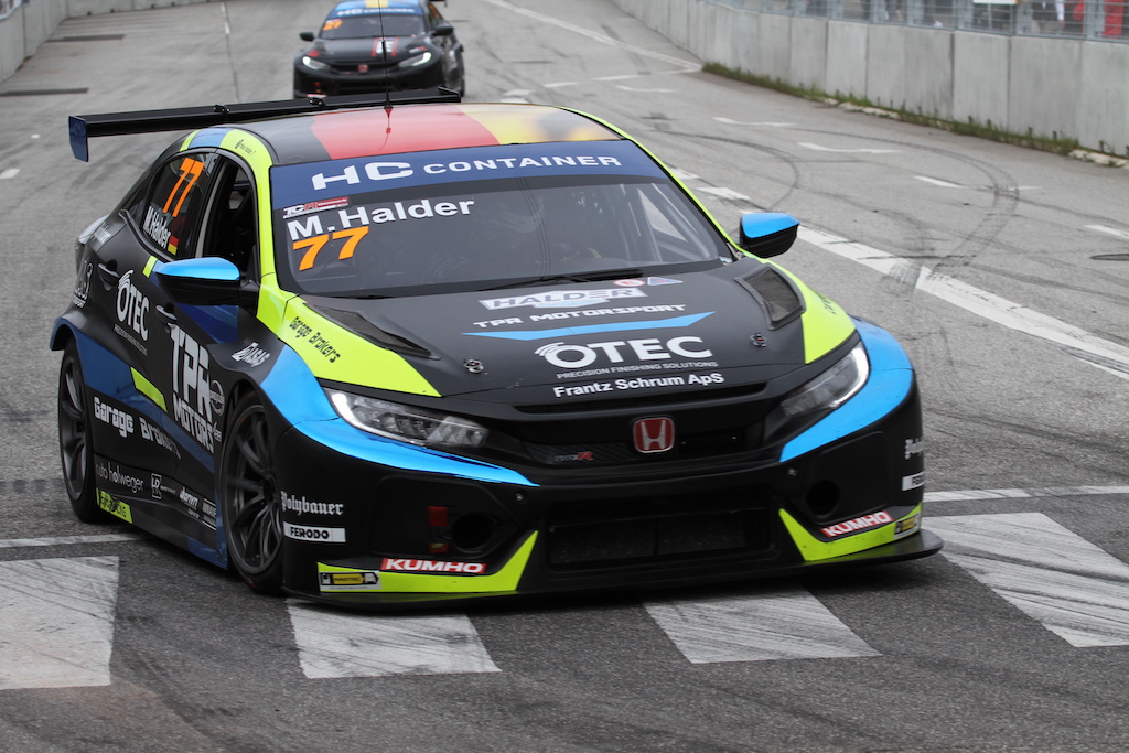 En både flot og hurtig Honda. Mike Halder i TCR klassen.
(Foto: Motorsporten.dk)